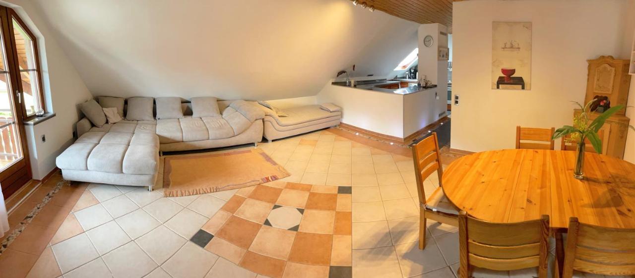 Geraeumiges Maisonette Apartment Todtmoos Esterno foto