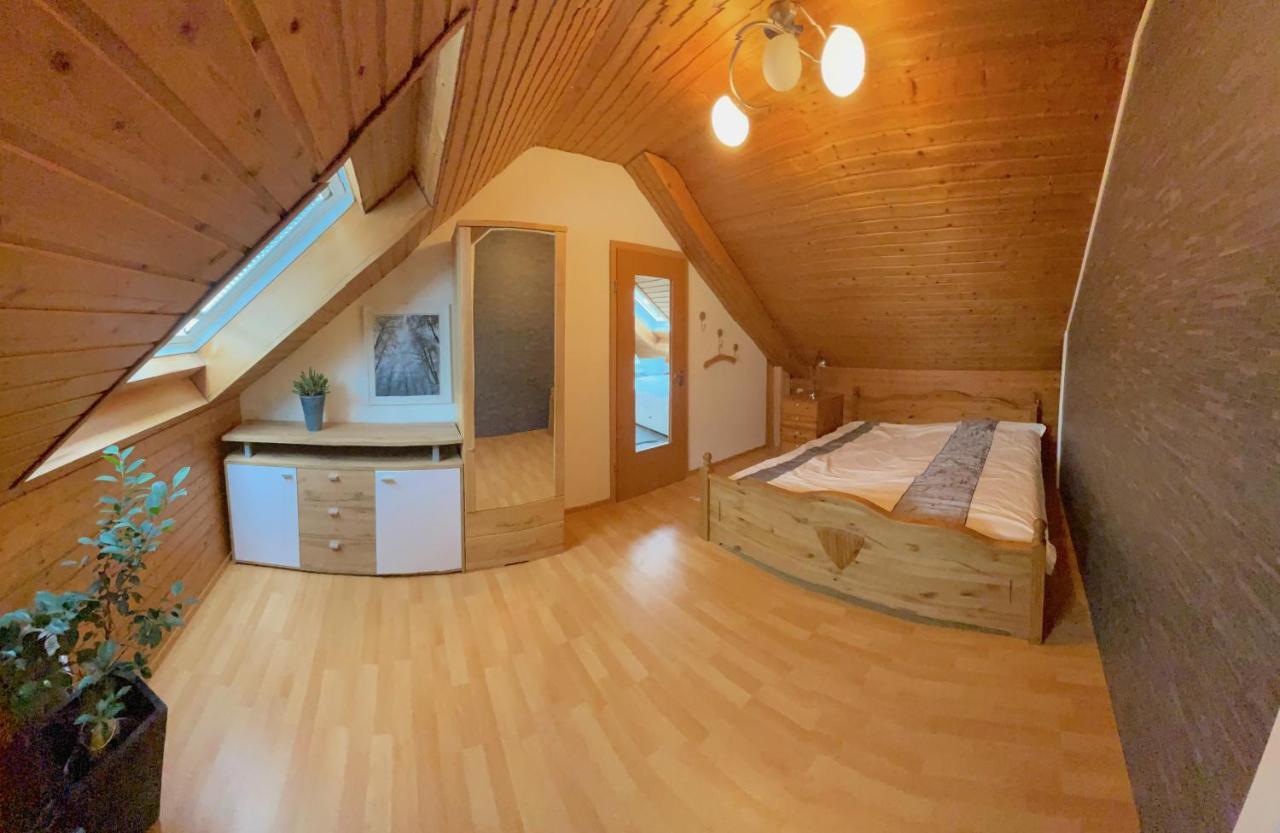 Geraeumiges Maisonette Apartment Todtmoos Esterno foto
